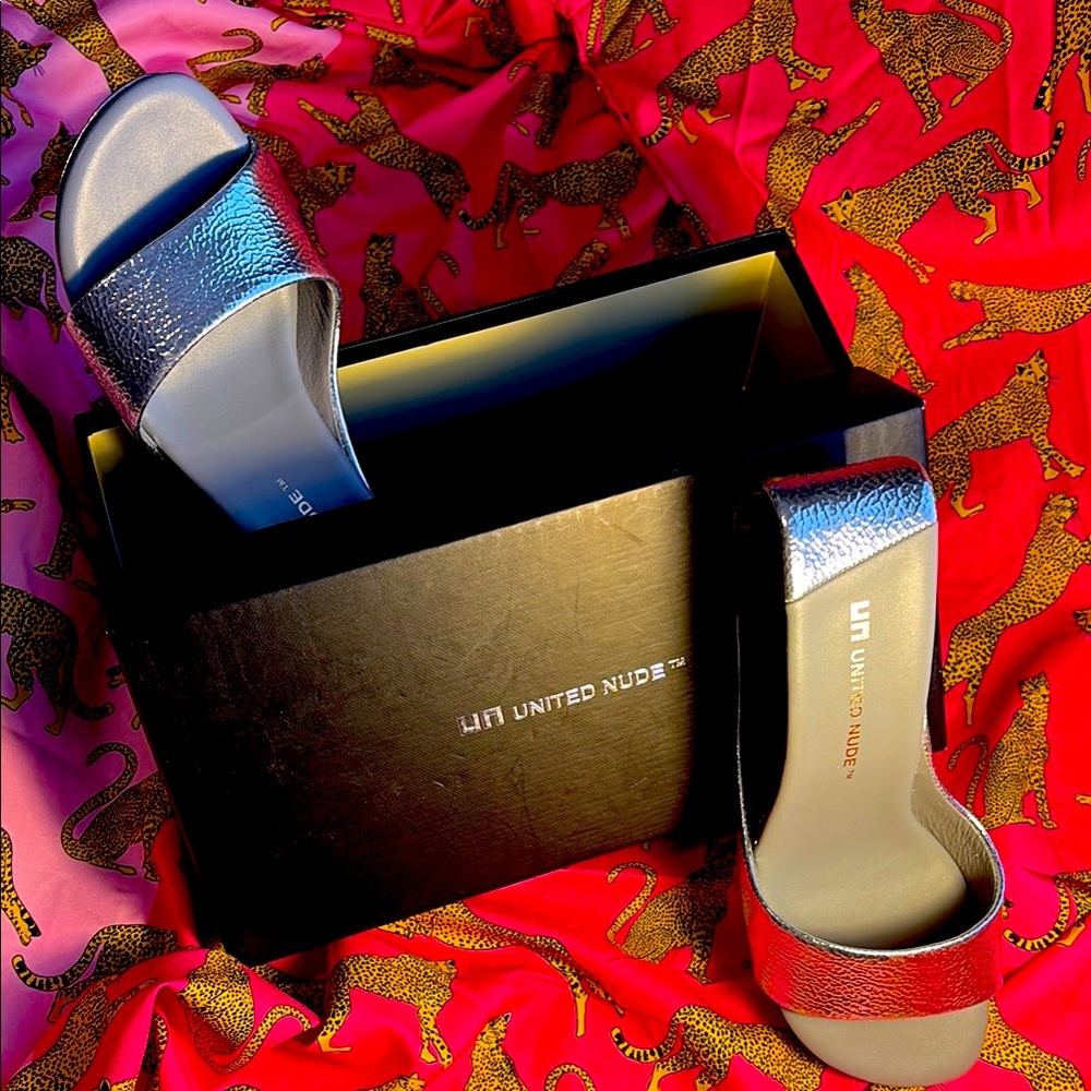 United Nude Silver High-Heeled Sandals Modern Design